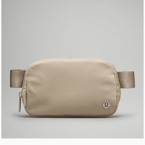 Lululemon belt bag
